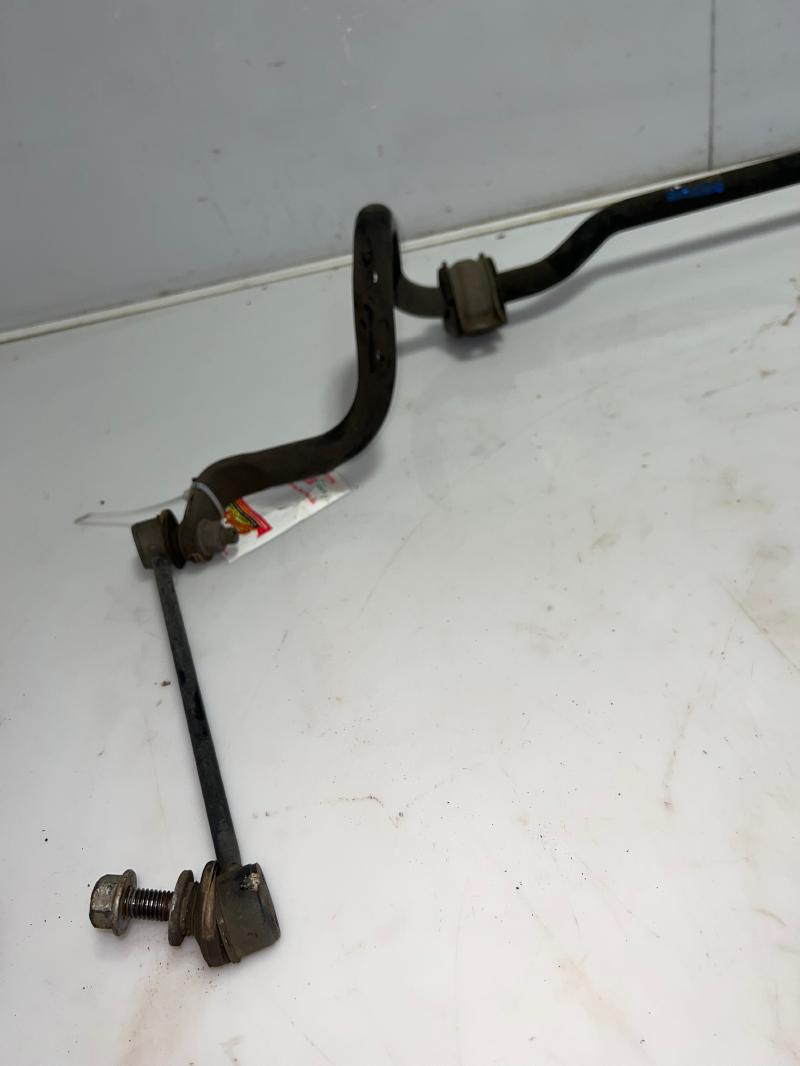 2012 - 2016 Cadillac SRX Front Stabilizer Bar Swaybar Opt FE2 OEM 22783230