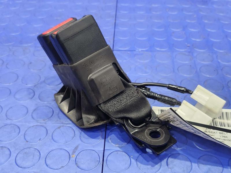 2017 Toyota Prius Rear Seat Belt