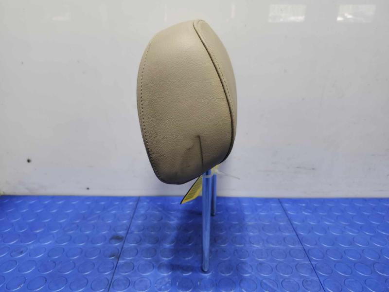 2003 BMW Z4 Headrest