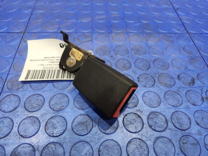 2015 Chrysler 200 Rear Seat Belt