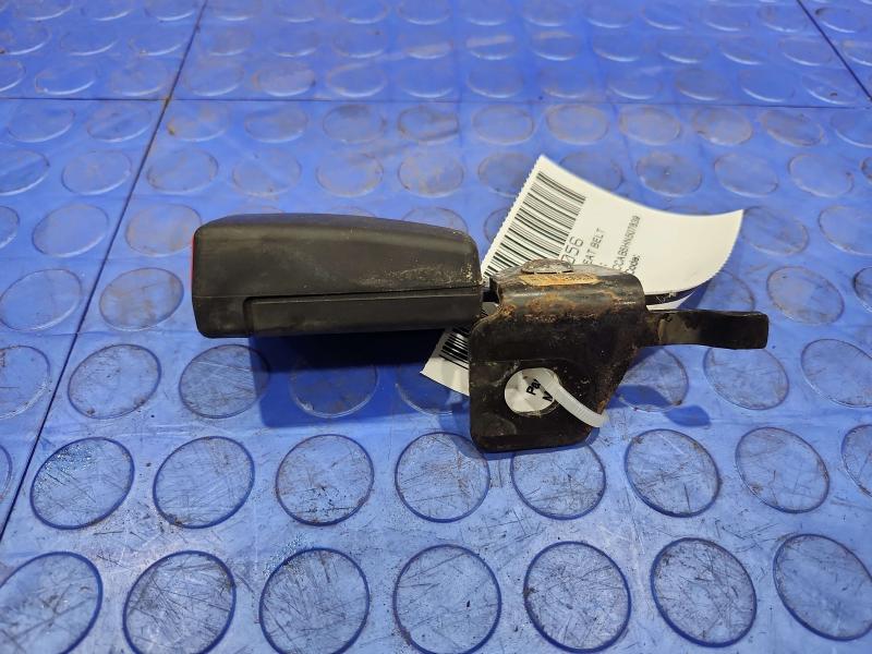 2015 Chrysler 200 Rear Seat Belt