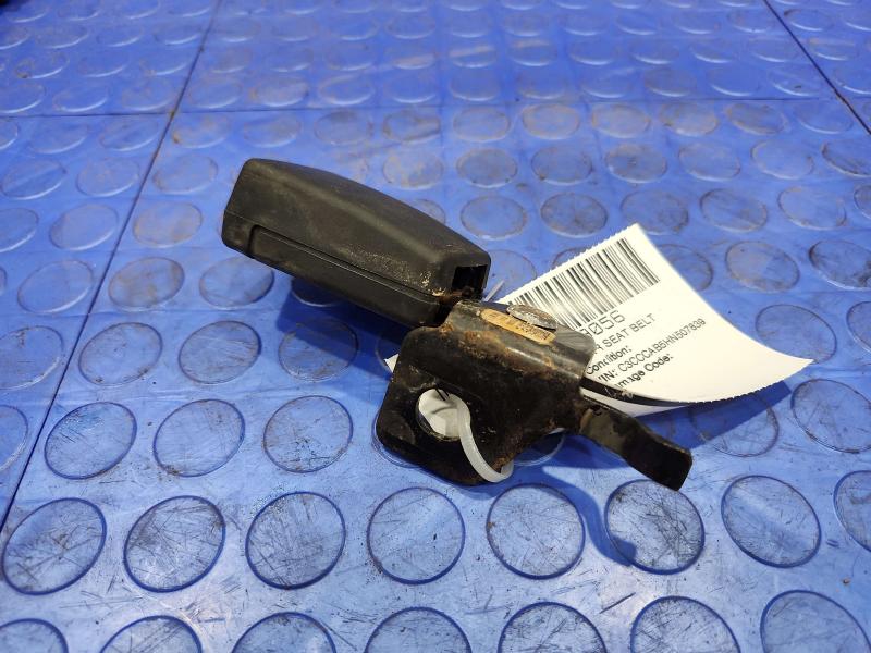 2015 Chrysler 200 Rear Seat Belt
