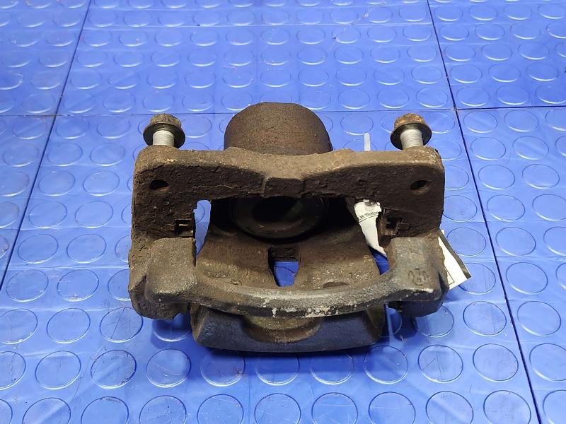 2015 Toyota Prius Caliper
