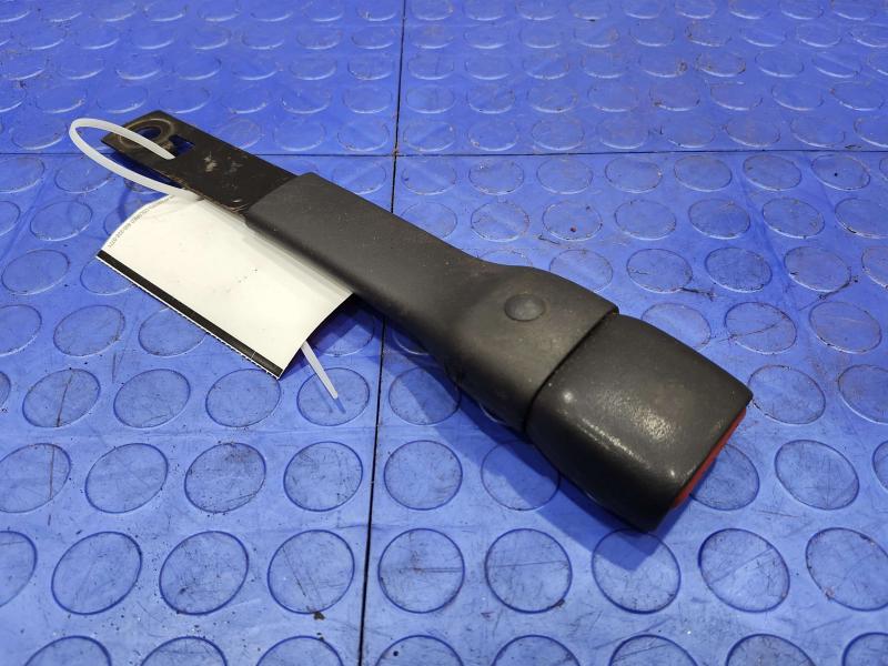 2002 Dodge Dakota Front Seat Belt