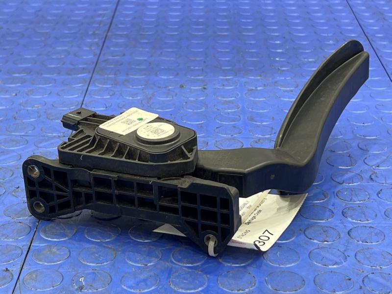 2011 - 2019 Ford Explorer Accelerator Pedal Assembly w/ Sensor OEM BB5A-9F836-AC