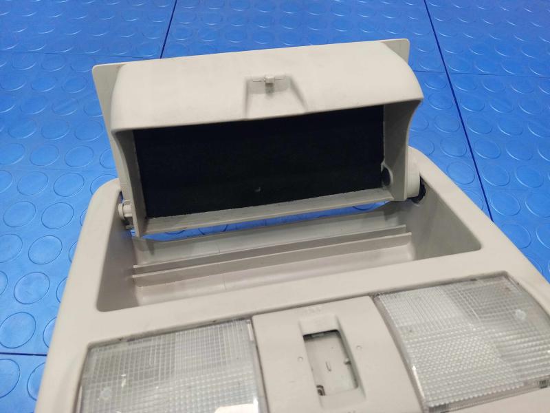 2012 Nissan NV2500 Front Console