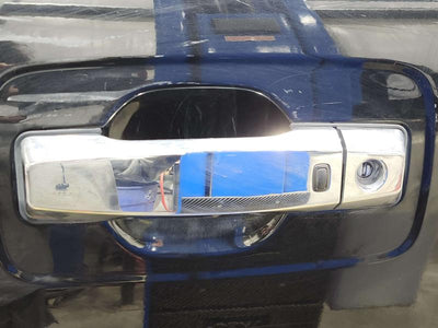 2019 Nissan Titan Outside Door Handle