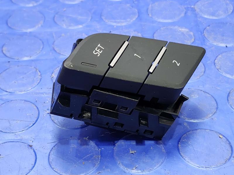 2018 Audi A4 Door Switch Front