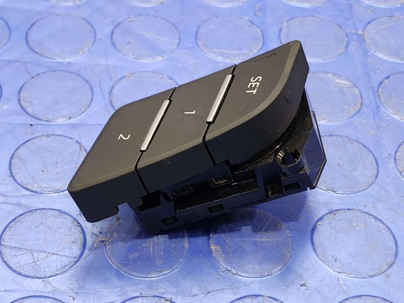 2018 Audi A4 Door Switch Front