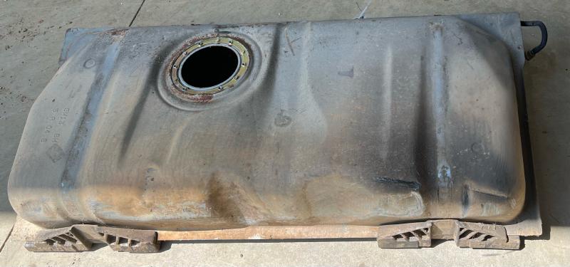 2005 Ford Crown Victoria Fuel Tank Assembly Thru 2/14/05 ONLY OEM 5W139002AB