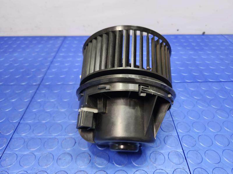 2014 Ford Focus Blower Motor