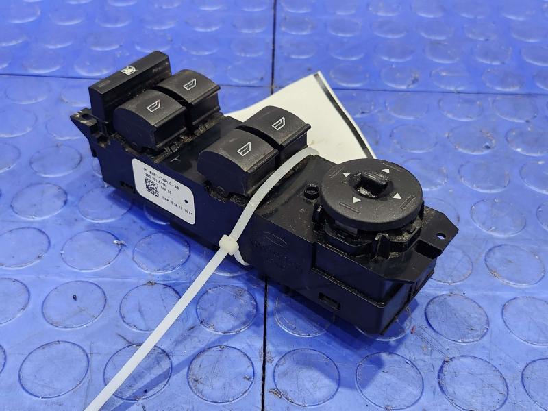 2017 Ford Focus Door Switch Front