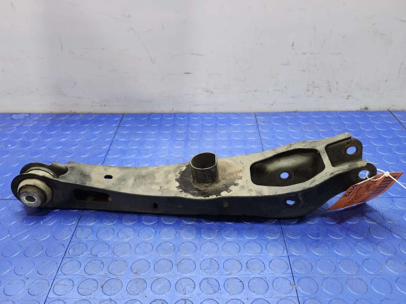 2017 GMC Acadia Lower Control Arm Rr