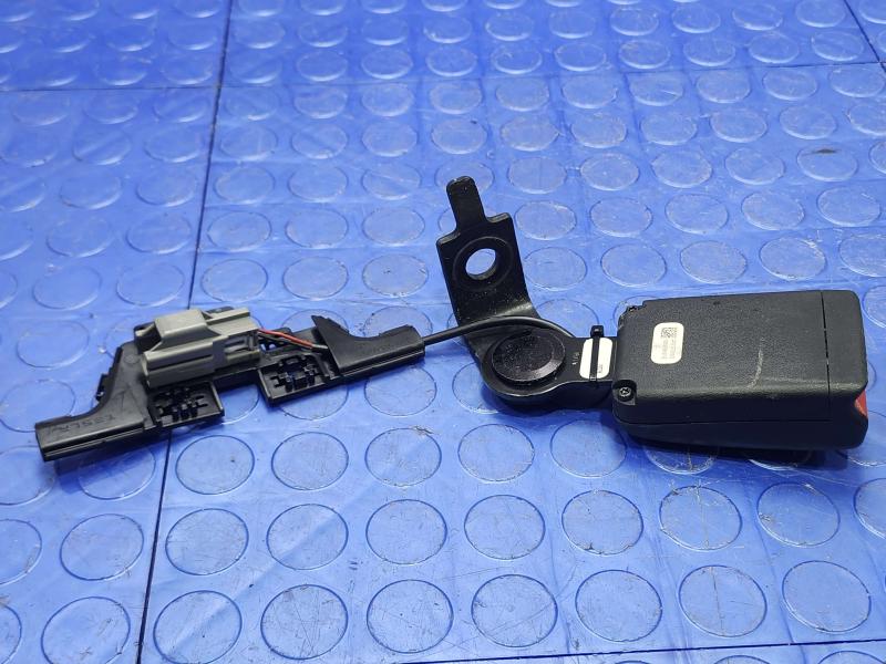 2021 Tesla Model 3 Rear Seat Belt