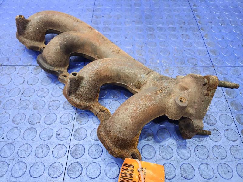 2017 Chevrolet Silverado 1500 Exhaust Manifold