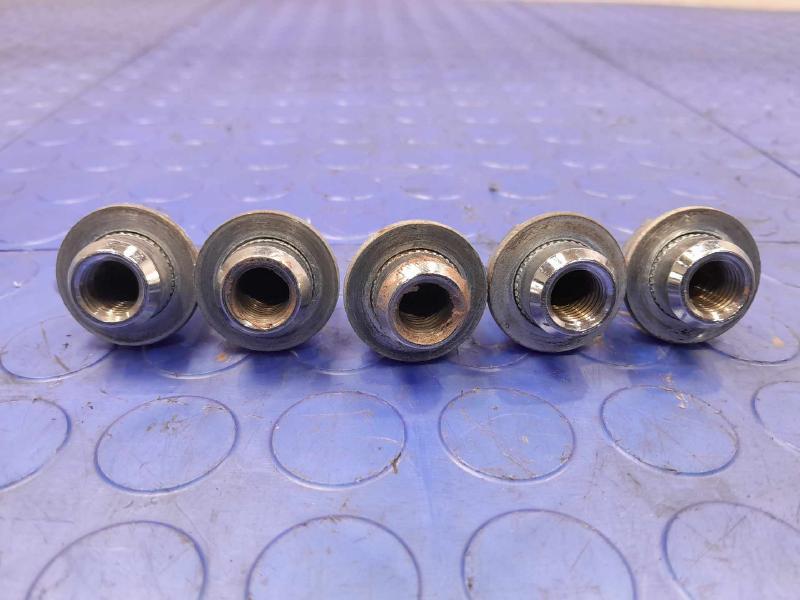 2020 Mitsubishi Outlander Sport Lug Nuts