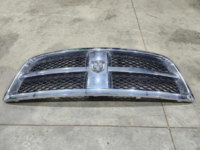 2011 Ram 1500 Grille