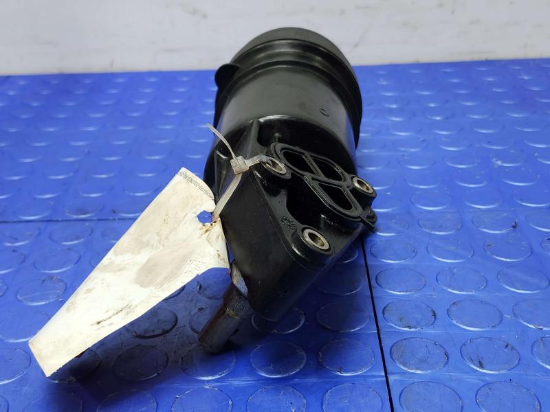 2015 Audi Q7 Oil Filter Housing