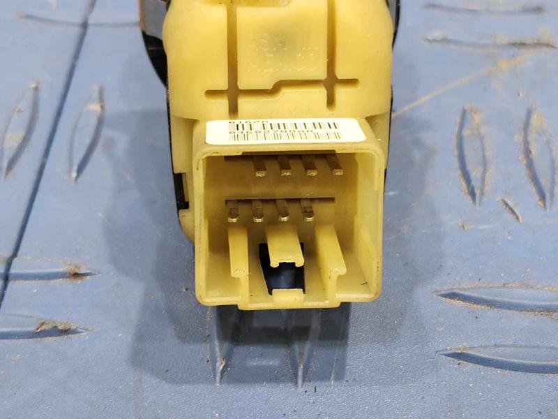 2012 Jeep Compass Door Switch Front