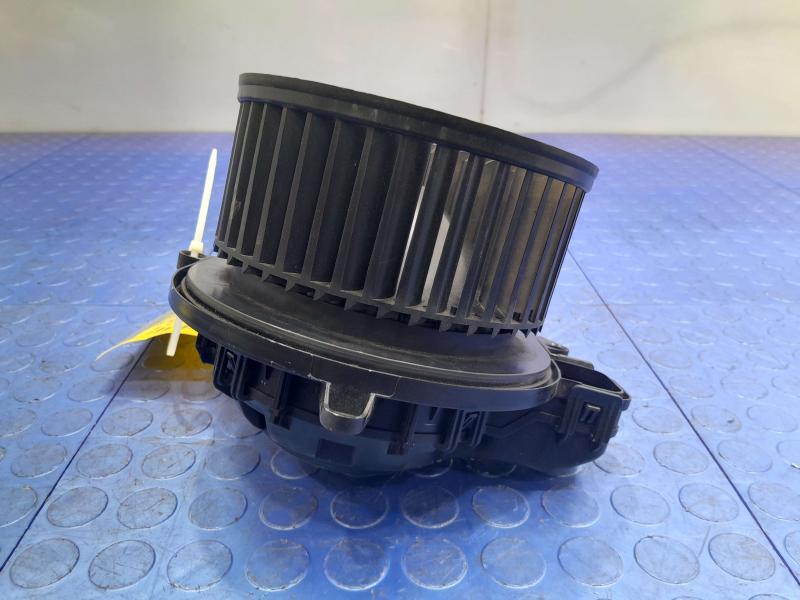2015 BMW 328i Blower Motor