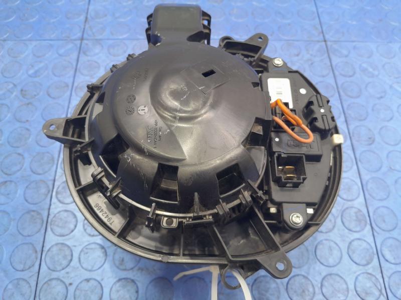 2015 BMW 328i Blower Motor