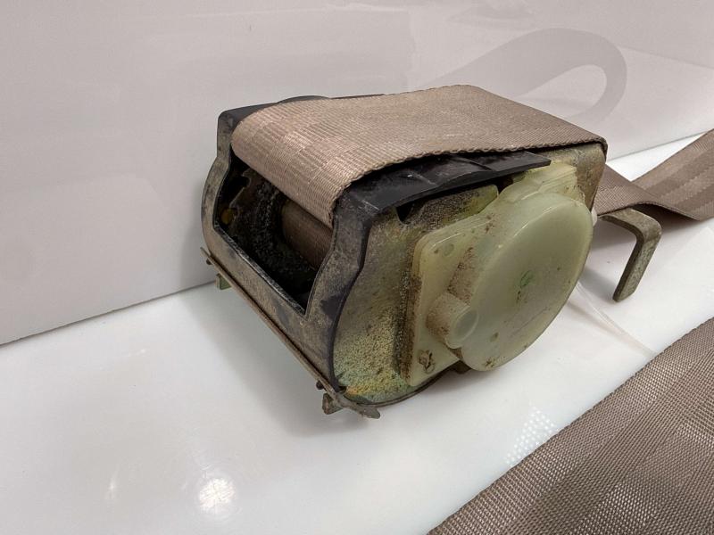 1999 Ford F-250 Super Duty Rear Seat Belt
