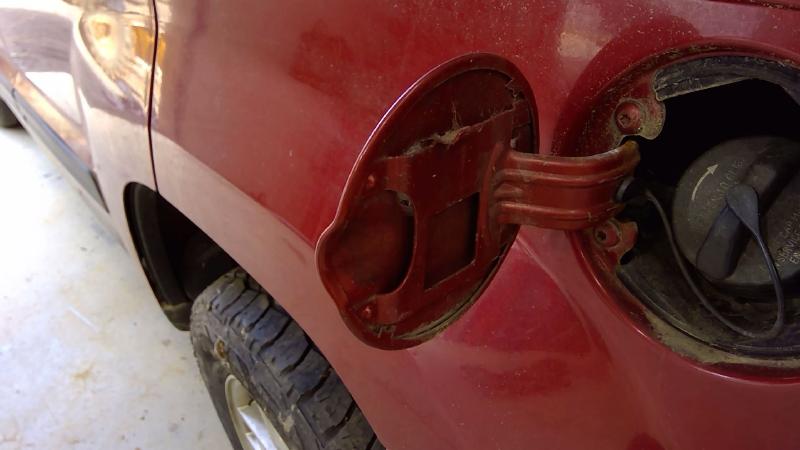 2005 - 2010 Jeep Grand Cherokee Fuel Filler Door Gas Flap Maroon PRJ OEM 55394206AD