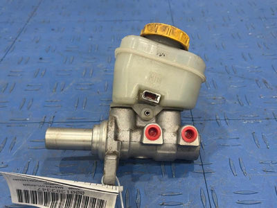 2010 Subaru Legacy Master Cylinder