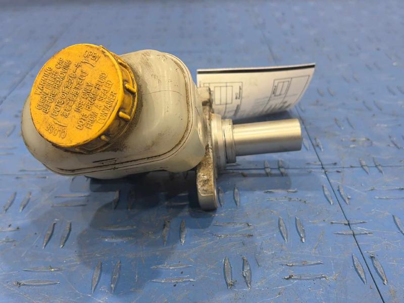 2010 Subaru Legacy Master Cylinder