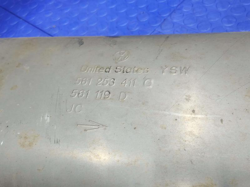 2012-2018 Volkswagen Passat 3.6L Center Intermediate Exhaust Muffler OEM 561253409B