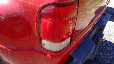 2000 Ford Ranger Tail Light Assembly