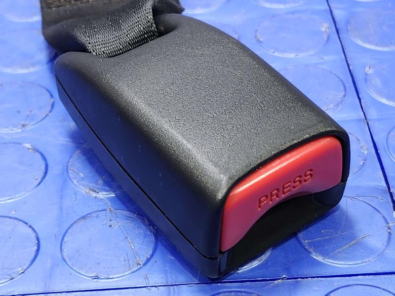 2012 Mazda Mazda5 Rear Seat Belt