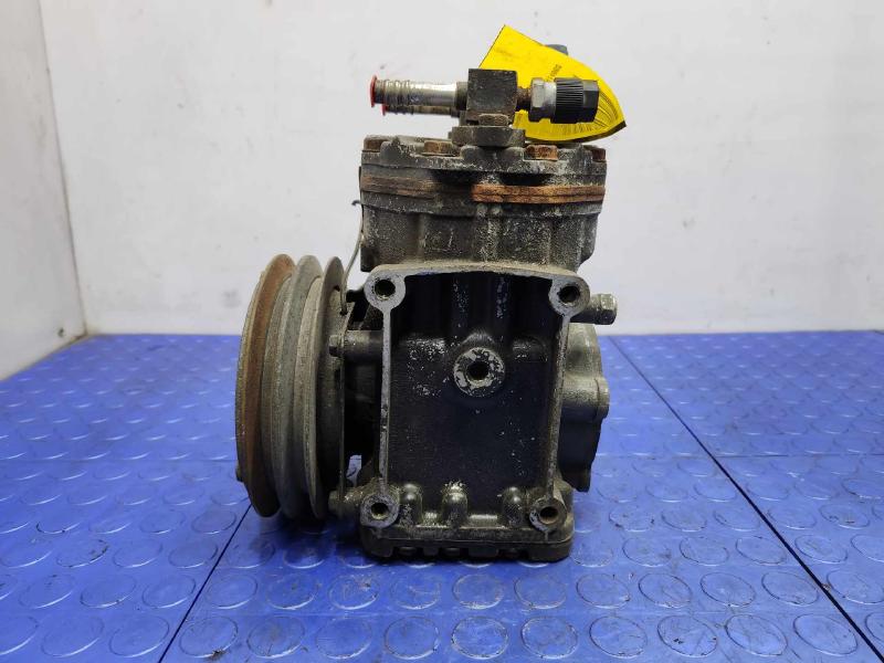 1982 Ford Econoline E-350 A/C Air Compressor