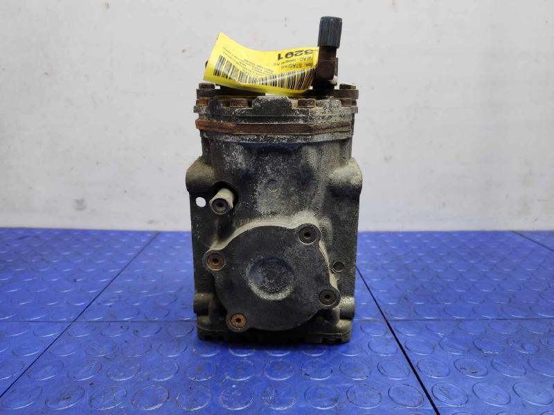 1982 Ford Econoline E-350 A/C Air Compressor