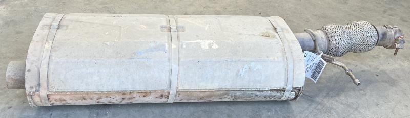 2009 Chevrolet Tahoe Muffler