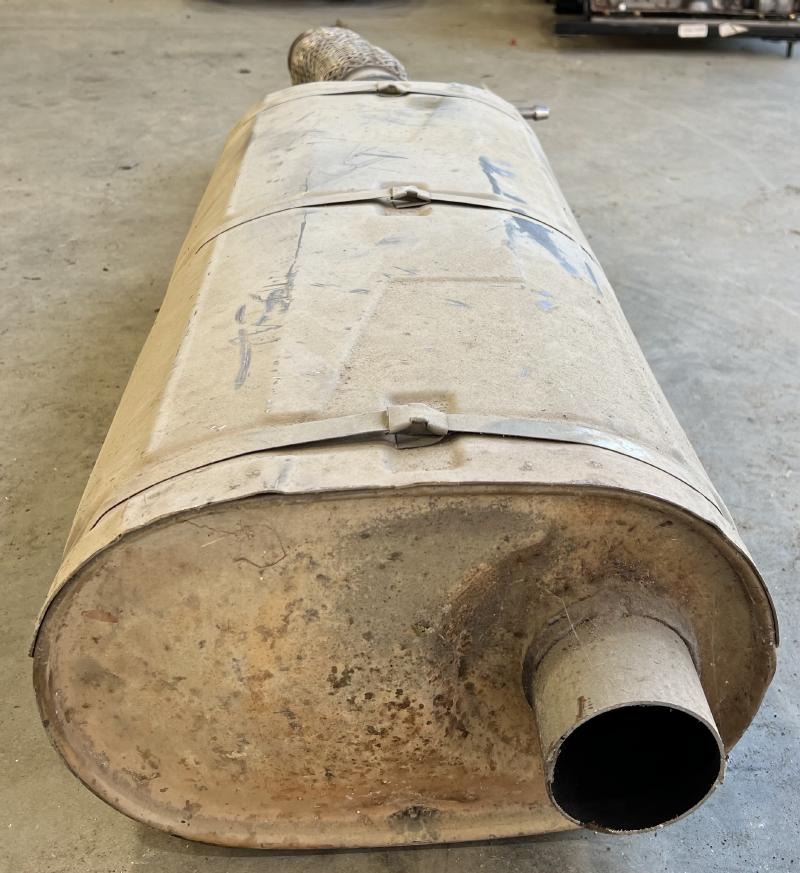 2009 Chevrolet Tahoe Muffler