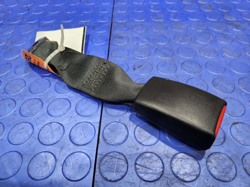 2013 Nissan Pathfinder Rear Seat Belt