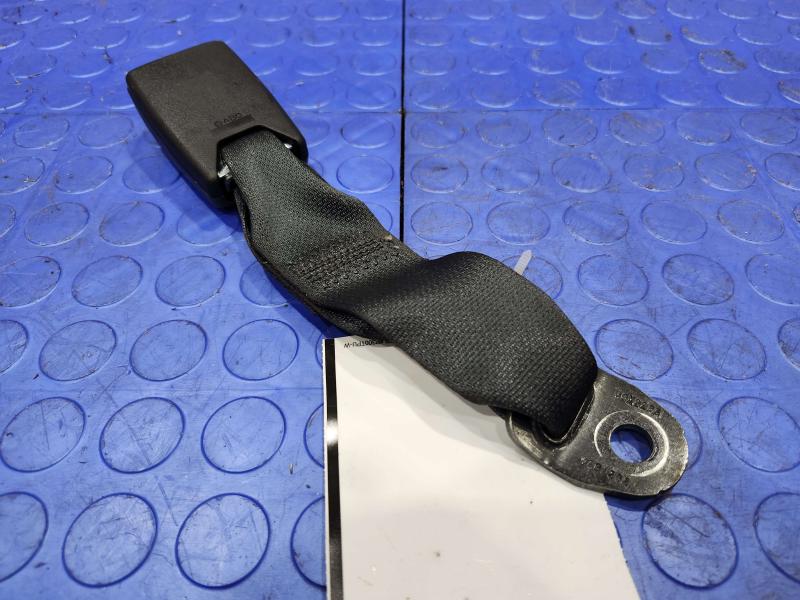 2013 Nissan Pathfinder Rear Seat Belt