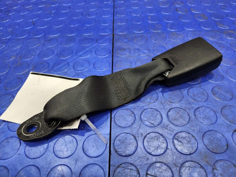 2013 Nissan Pathfinder Rear Seat Belt