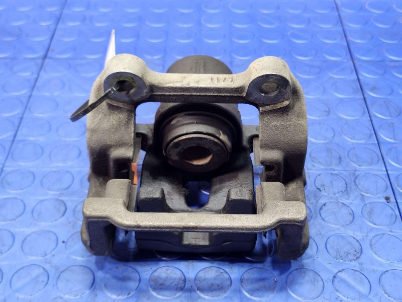 2014 Chrysler 300 Caliper