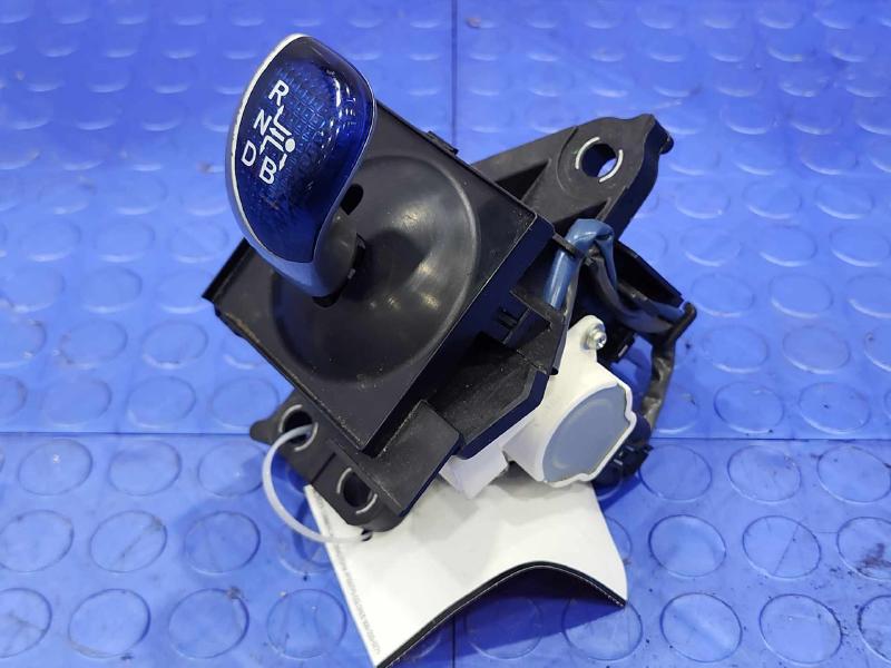 2010-2015 Toyota Prius Automatic Gear Shifter Assembly Genuine OEM 33550-47053