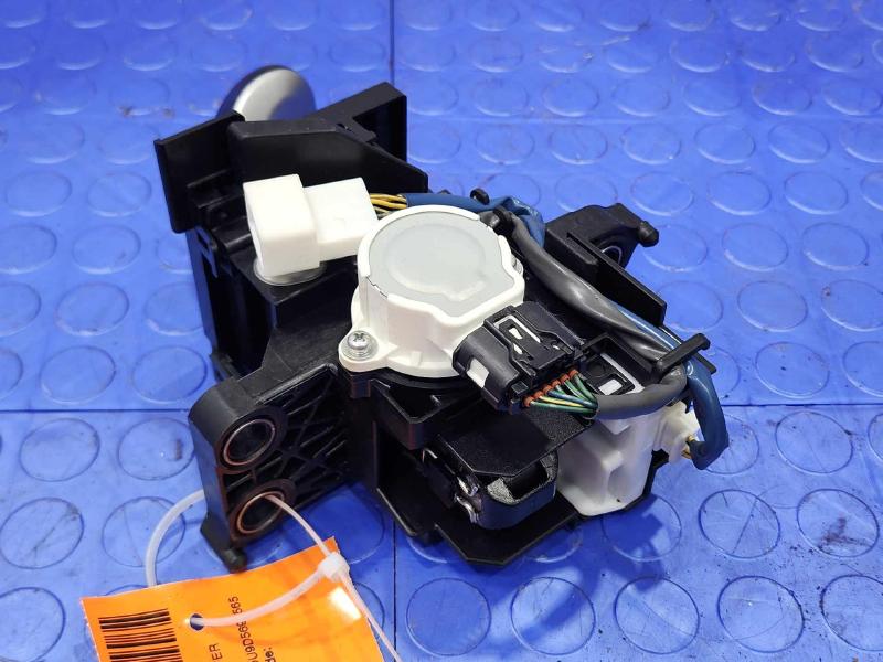 2010-2015 Toyota Prius Automatic Gear Shifter Assembly Genuine OEM 33550-47053