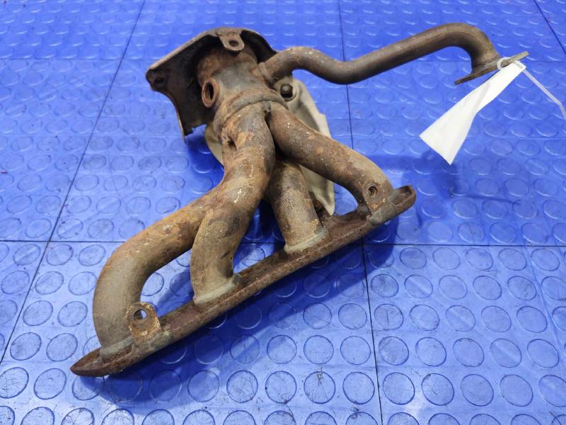 2014 Toyota Prius Exhaust Manifold