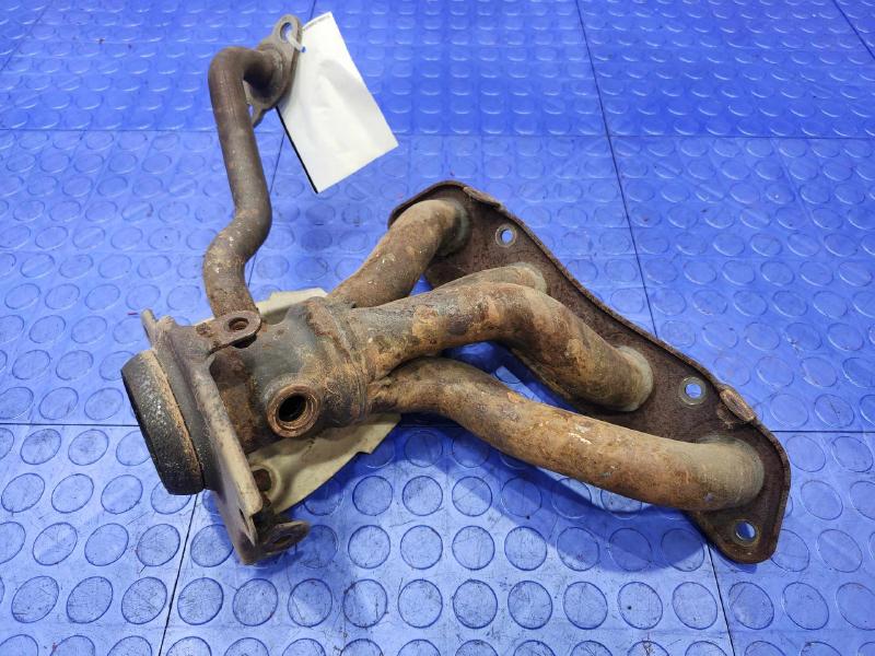 2014 Toyota Prius Exhaust Manifold