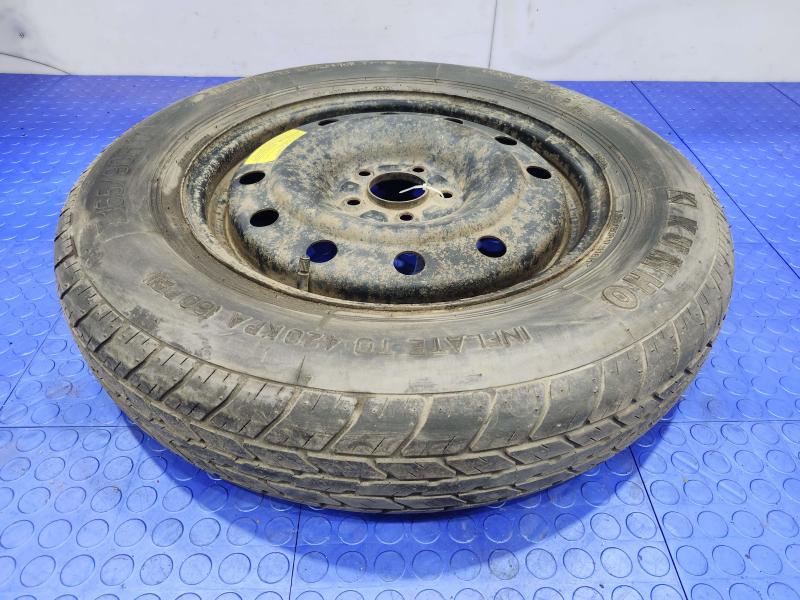 2011 Kia Sorento Wheel