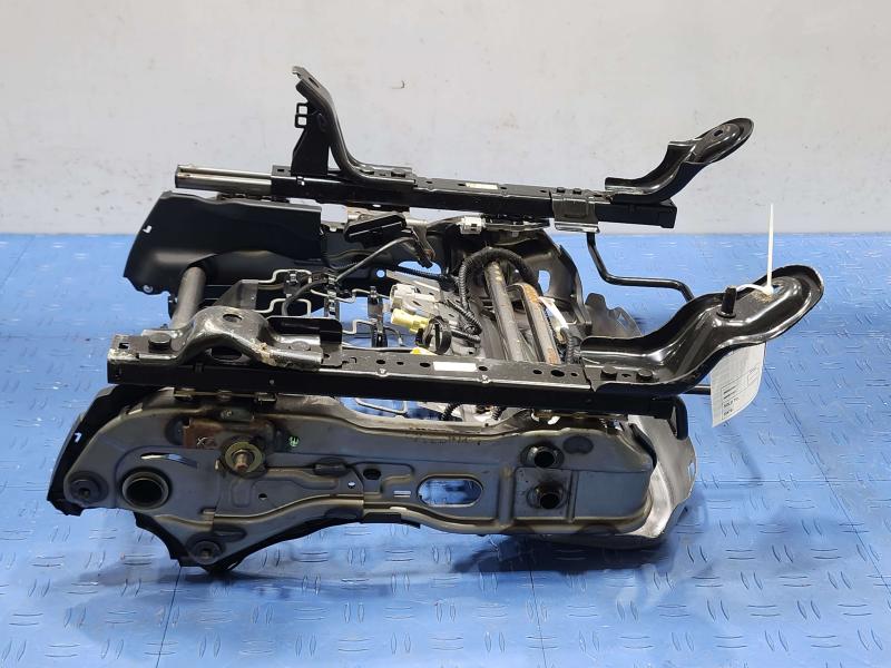 2020 Subaru Forester Seat Track