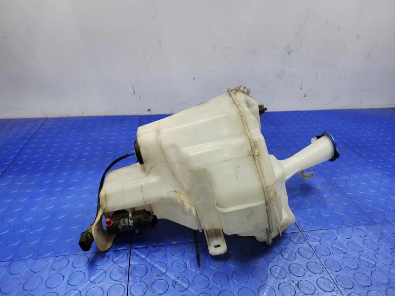2014-2016 Kia Forte Sedan Windshield Washer Fluid Reservoir Assembly OEM 98610A7010