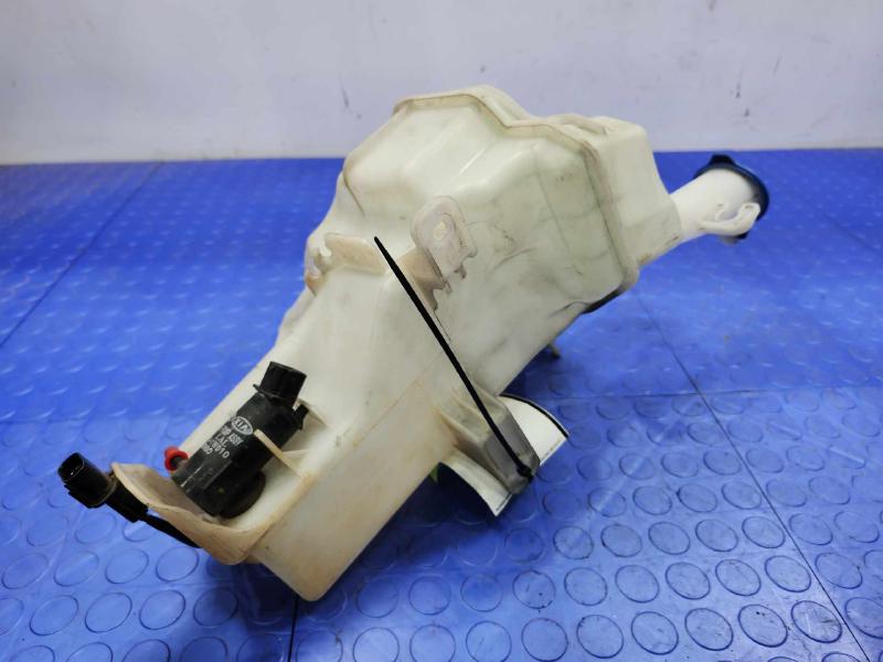 2014-2016 Kia Forte Sedan Windshield Washer Fluid Reservoir Assembly OEM 98610A7010
