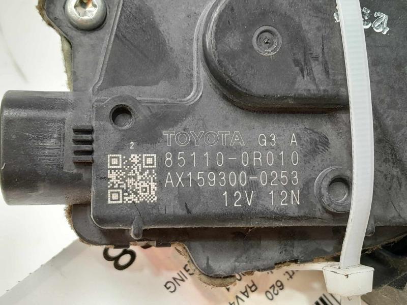 2006 - 2012 Toyota RAV4 Windshield Wiper Motor OEM 851100R010