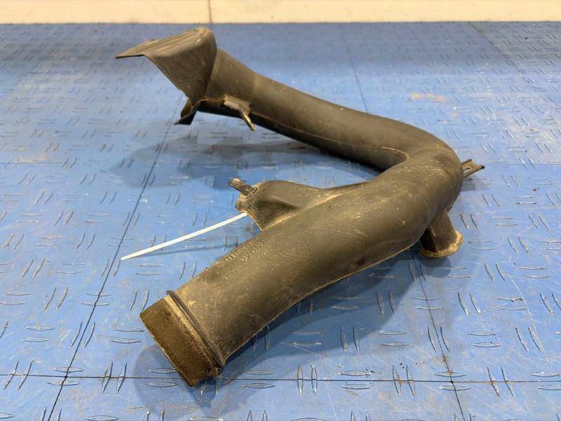 2007 Toyota RAV4 Air Intake Tube/Resonator
